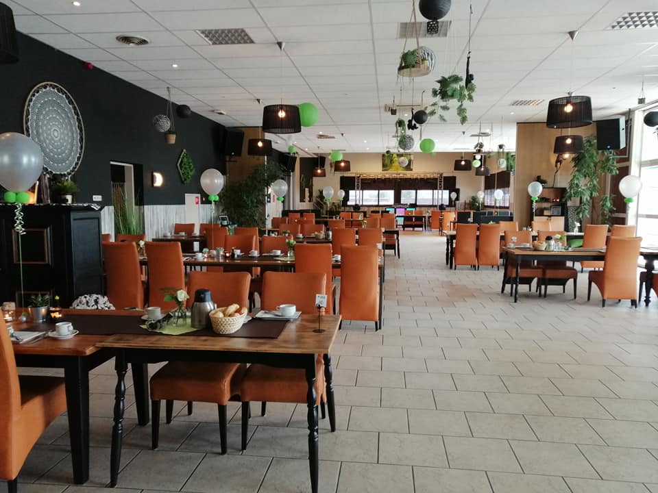 //bergzicht-vijlen.nl/wp-content/uploads/2021/05/restaurant-9.jpg